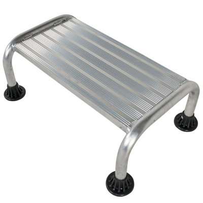 220mm Wide Aluminium Step Ladder with Stable Design for Safe Access