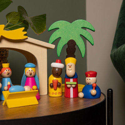 24cm Wooden Christmas Nativity Scene Playset With Multi Coloured Figures