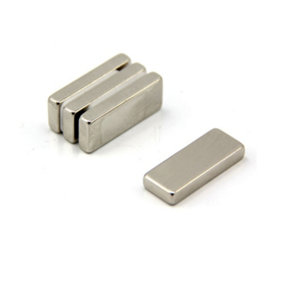 25 x 10 x 4mm thick N42 Neodymium Magnet - 5.4kg Pull (Pack of 4)