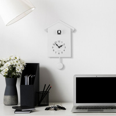 25cm x 20cm White Minimalist Cuckoo - 3