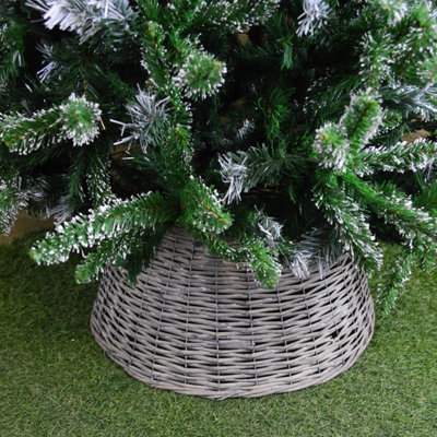 28cm x 58cm Medium Willow Christmas Tree Skirt With A Grey Wash