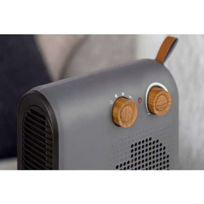 2KW Fan Heater - 2 heat settings & adjustable thermostat - 5