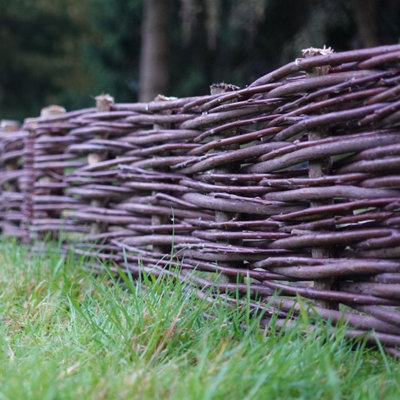 2m Willow Lawn Edging - 20cm Height