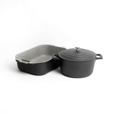 2pc Cookware Set with Black Non-Stick Cast Aluminium Casserole Dish, 4L and Roasting Pan, 34cm - Gift Boxed