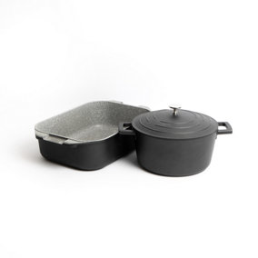 2pc Cookware Set with Black Non-Stick Cast Aluminium Casserole Dish, 4L and Roasting Pan, 34cm