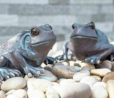 2pc Frog Garden Ornaments Set Bronze Effect