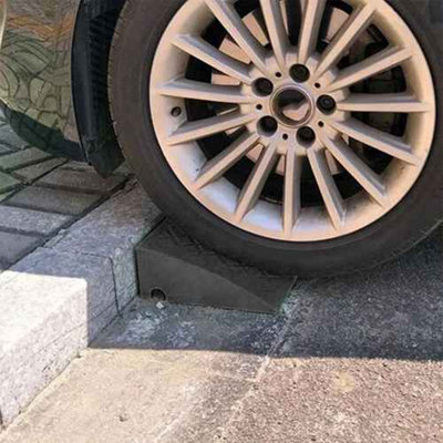2X Rubber Kerb Ramps, Heavy Duty 50cm Wheelchair and Vehicle Access ...