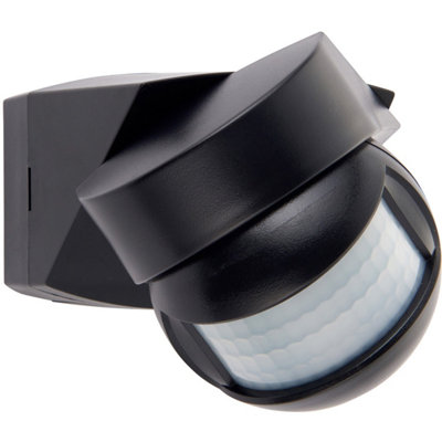 Corner mount pir sensor outlet