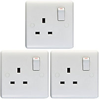 3 PACK 1 Gang Double Pole 13A Switched UK Plug Socket - WHITE Wall Power Outlet