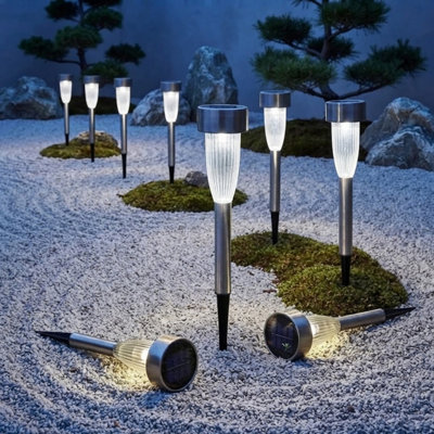 3 x Solar-Powered Fluted Marker Lights for Walkways and Doorways