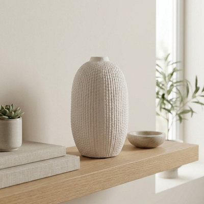 Garden Greatness Scandi Doti Blanc Vase Modern Botanical from B&Q