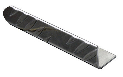 Naturel Aluminium Equal L-Shaped Angle Profile(L)1M (W)20mm (D)20mm (T)2mm from B&Q