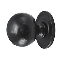 32mm No.4522 Old Hill Ironworks Hammered Ball Cabinet Knobs on Round Rose