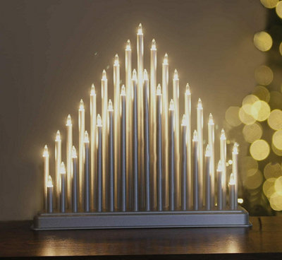 33 Pipe Christmas Candle Bridge - White