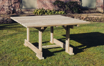 B&Q -  Churnet Valley Ergo 8-Seater Wooden Square Table (149Cm X 149Cm)