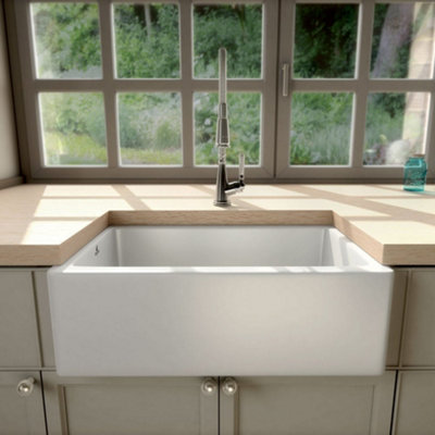 Chambord Philippe Ii 1.0 Bowl Gloss White Ceramic Belfast Kitchen Sink With 90mm Waste from B&Q