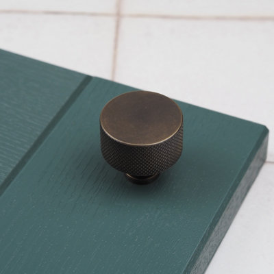 35mm Antique Brass Knurled Textured Cabinet Knob Price Comparisons | Compare The Build