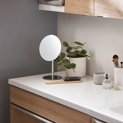 Shop bathroom worktops.