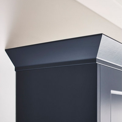Shop kitchen cornices & pelmets.