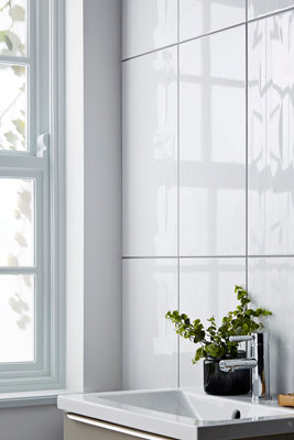 GoodHome Perouso White Gloss Ceramic Indoor Wall TilePack Of 6(L)600mm (W)300mm from B&Q
