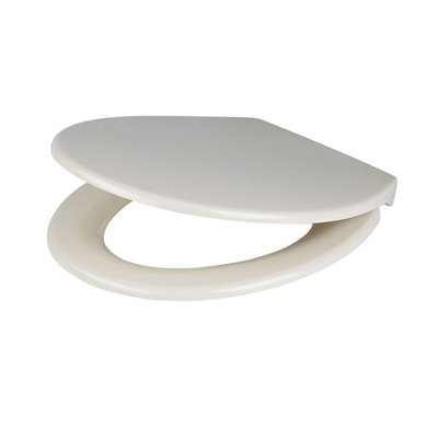 B&Q -  Diani Pebble Round Soft Close Toilet Seat