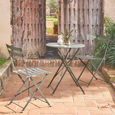 SweeekRound Folding Metal Bistro Garden Table With 2 Chairs Khaki Green 60X60X71 CmEmilia