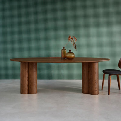 Sweeek8-Seater Oval Dining Table Rubberwood And Oak Veneer Leonore Walnut Coloured 220X110X73 Cm