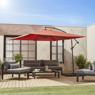 SweeekOffset Square Parasol 3X3MHardelot 3X3MTerracottaAnti-Return Crank Handle   Water-Repellent Fabric   Easy To Use from B&Q