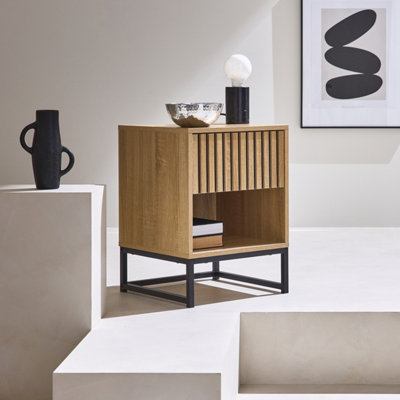 Sweeek1-Drawer Contemporary Wood Effect Bedside Table Natural 40X40X55 CmLisbonne from B&Q