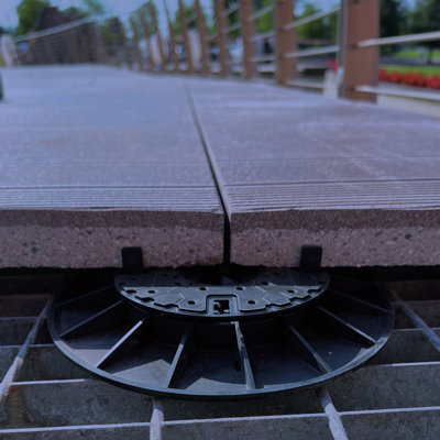 StrataRise Heavy Duty Support Pedestal For Pavers / PavingFixed Head / 37mm-60mm (30 Pack) from B&Q