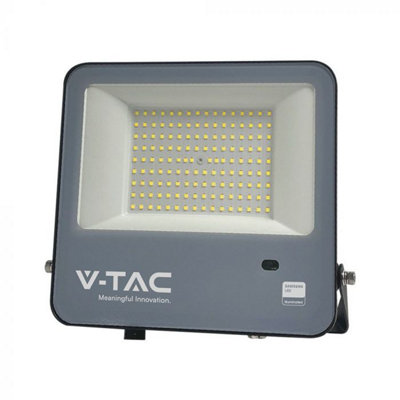 V-Tac Vt-44103Ps 100W Photocell Sensor Floodlight-Samsung Chip(1M Wire) Cct:6500K Black Body 135Lm/w from B&Q