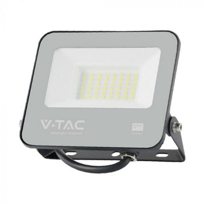 Vt-44033 30W Floodlight With Samsung Chip(1M Wire) Colorcode:6500K Black Body Grey Glass 135Lm/w from B&Q