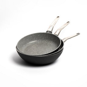 3pc Cookware Set with 2x Non-Stick Cast Aluminium Frying Pans, 26cm & 28cm and a 28cm Wok - Induction Safe