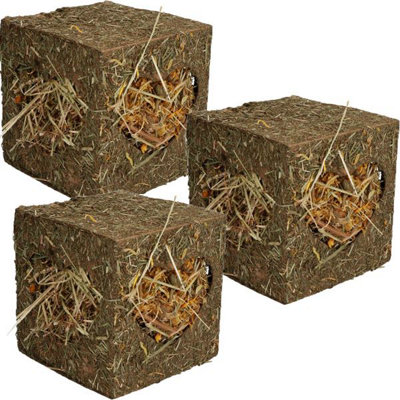 3PK Small Animal Guinea, Rabbits Boredom Breaker Large Hay Cube 20x20x20cm