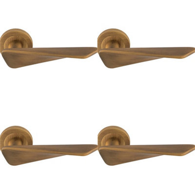 4 PACK - Premium Angle Twist Door Handle Set - Antique Brass Designer Lever on Round Rose