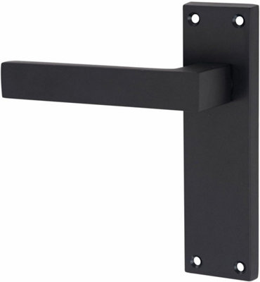 HANDLESTORE Shaped Scroll Matt Black Door Handles 1 Latch Set