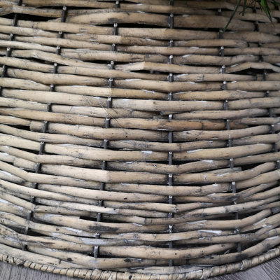 40/58cm Samuel Alexander KD Willow Christmas Tree Skirt Wicker Rattan- Medium Natural - 8