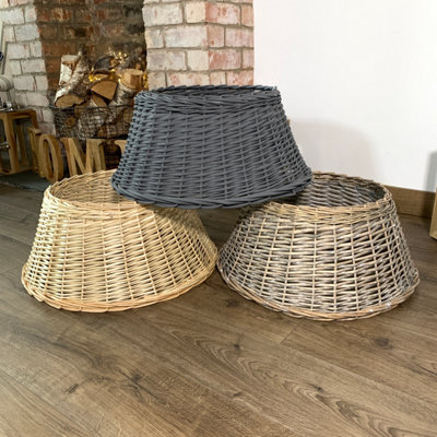 40/60cm Samuel Alexander Medium Deluxe Wicker Willow Christmas Tree Skirt - Dark Grey - 3