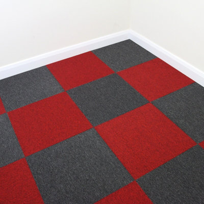 40 x Carpet Tiles 10m2 / Charcoal Black & Scarlet Red DIY at B&Q