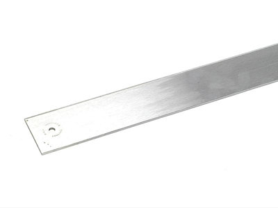 Maun Precision 100Cm Carbon Steel Straight Edge Ruler For Accurate Measurements from B&Q