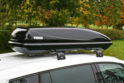 Thule Ocean 200 Roof Top Cargo Box 450 Litre Gloss Black from B&Q