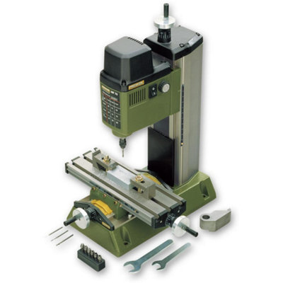 B&Q -  Mf 70 Milling Machinex