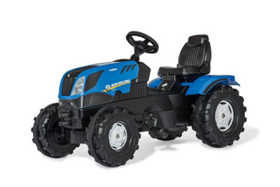 New Holland T7 Blue and Black Tractor - Robbie Toys - Extra Large - Chain Driven - Ages 3-8 - Image 5