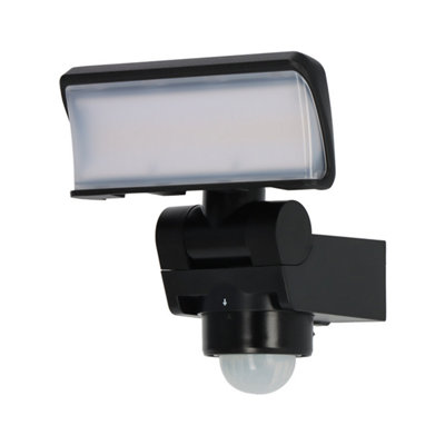 Brennenstuhl Outdoor Led Floodlight Security Light With Pir Motion Sensor from B&Q