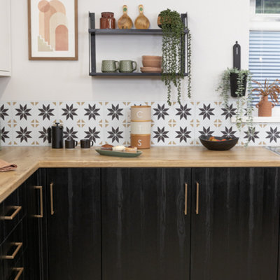 B&Q -  Vivid Stars 30.5 X 30.5Cm Self-Adhesive Vinyl Wall Tiles Pack 6