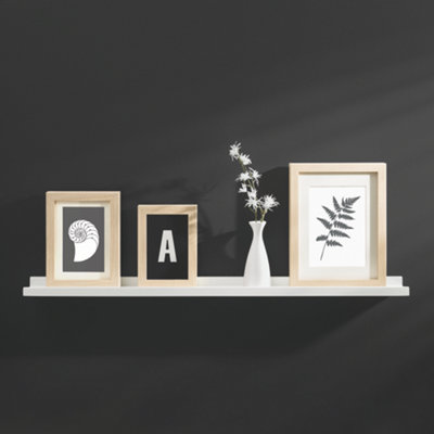 RB UK Shelf Depot White Border Floating Shelf (L)600mm (D)90mm from B&Q