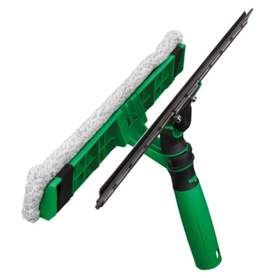 Window Cleaner 2-In1 Window Squeegee & Window Washer Visaversa Clean Streak Free 45 Cm Green By Unger from B&Q