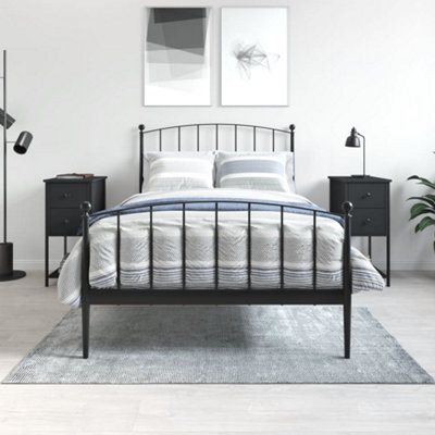 Berkfield Bedside Cabinets 2 Pcs 32X42x70 Cm Engineered Wood Black