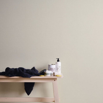 B&Q -  Havana Light Beige Plain Texture Textured Wallpaper