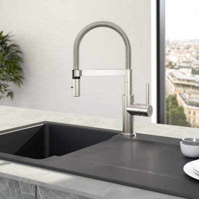 Villeroy & Boch Steel Expert Compact Pull-Out Brushed Stainless Steel Kitchen Mixer TapSingle Hole Deck-Mounted from B&Q